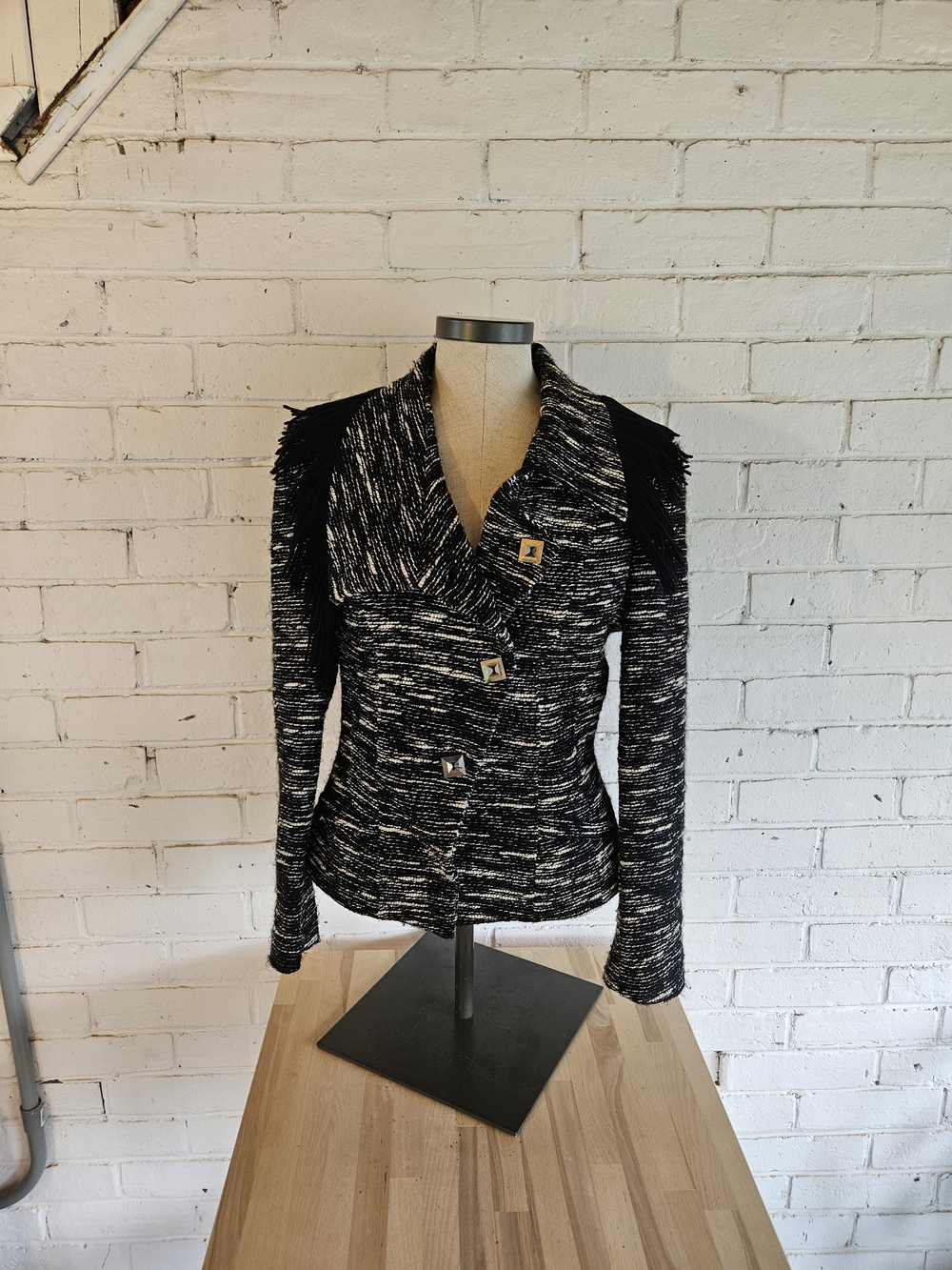 VINTAGE Emmesse Asymmetric Tweed Bouclé Fringe Jacket